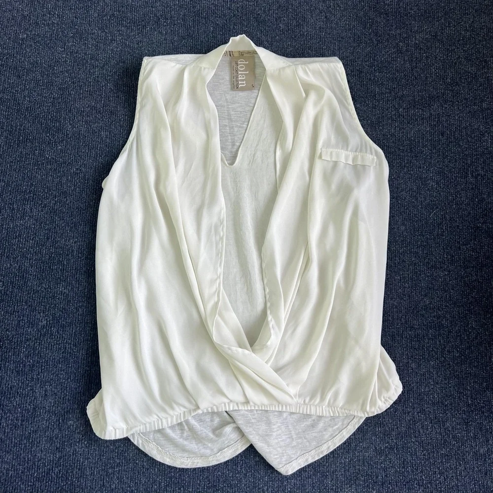 Dolan Left Coast Collection Blouse Womens Small White V Neck Sleeveless Top‎